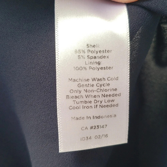 Talbots Petites Dress Sleeveless 2P Office Career Sunday Wedding Guest Event - Picture 9 of 9